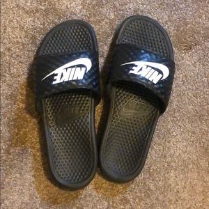 Nike slides